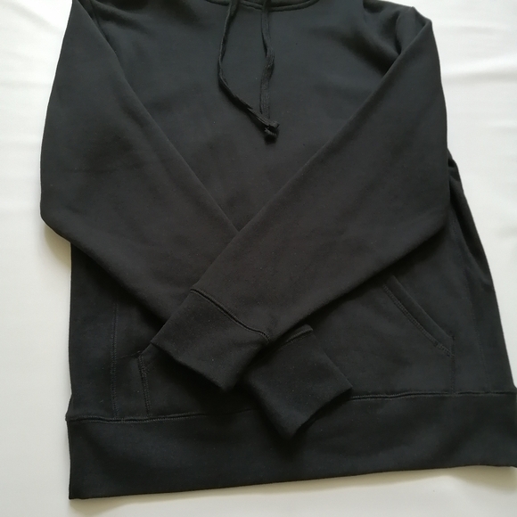 Blank Black Hoodie Small NWT - Picture 2 of 5
